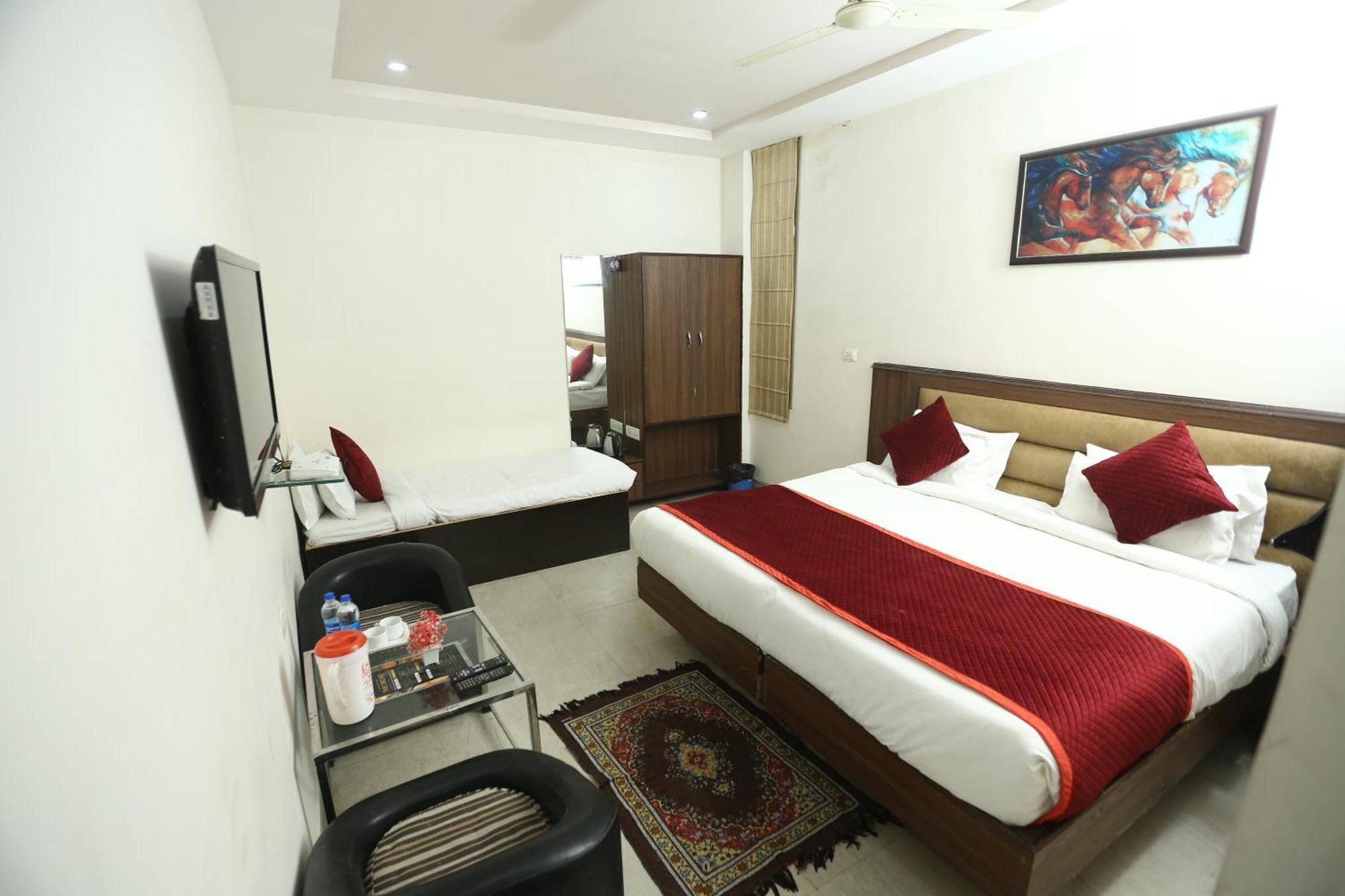 Orchid & Banquet Hotel